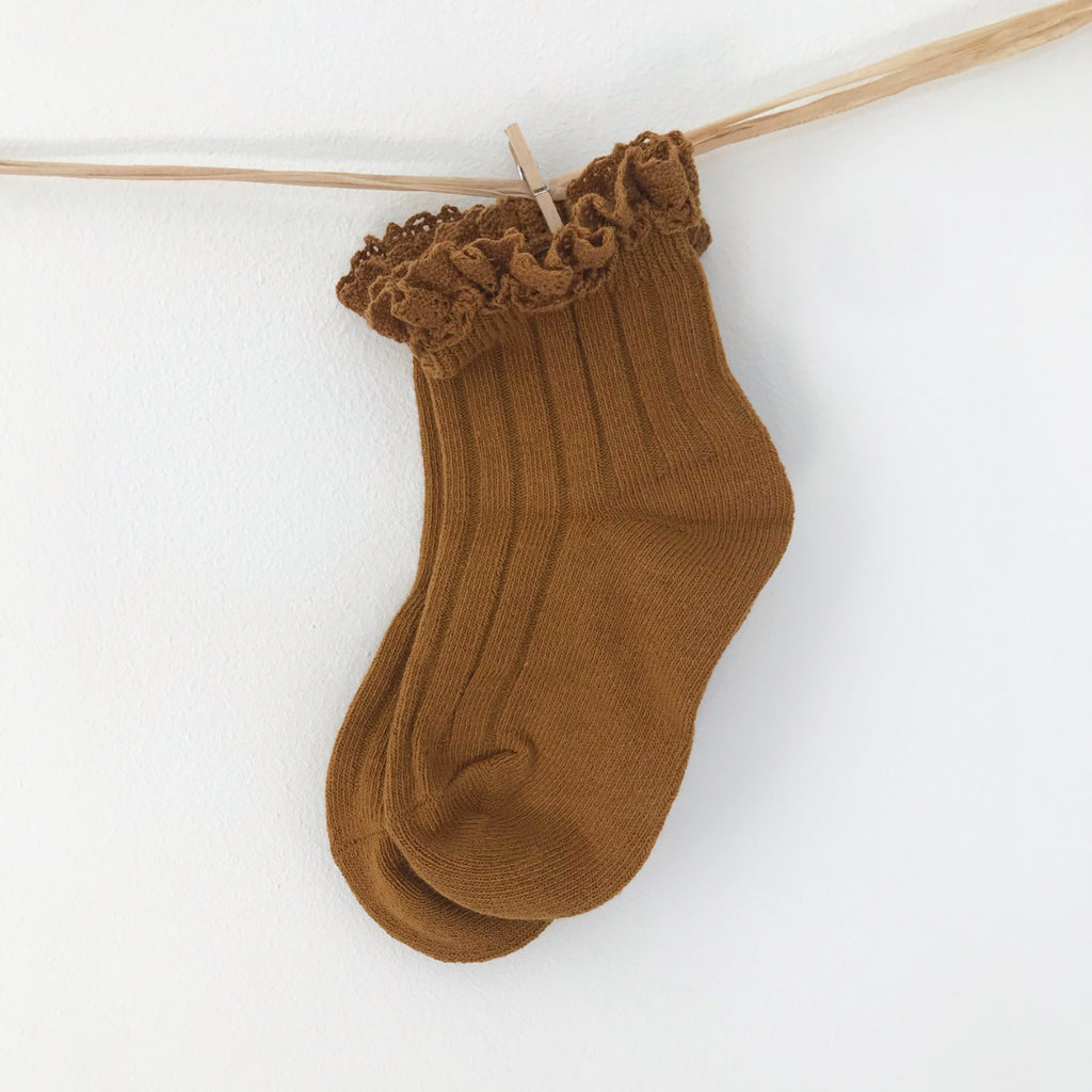 'Nutmeg' Crochet Frill Ribbed Ankle Socks